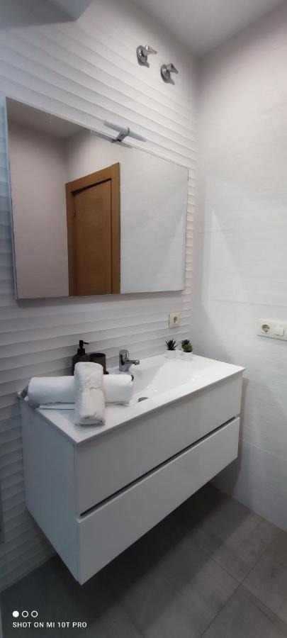 Apartamento En Pleno Casco Historico De Vigo Apartment Ngoại thất bức ảnh